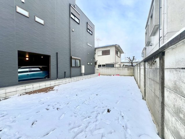 板橋区赤塚6丁目　建築条件無し売地の外観|現地写真

現地ご見学希望・資料請求などお気軽にお問い合わせ下さい！
03-5990-5201