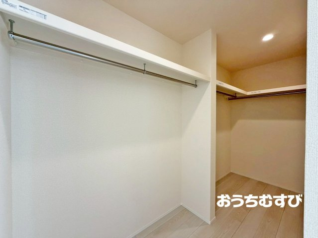 尾張旭市東印場町(全5棟)の収納