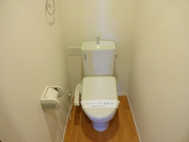 リアン湘南のトイレ|別号室の同仕様の参考写真です。