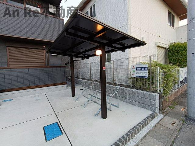 川口市戸塚２丁目のアパートの周辺