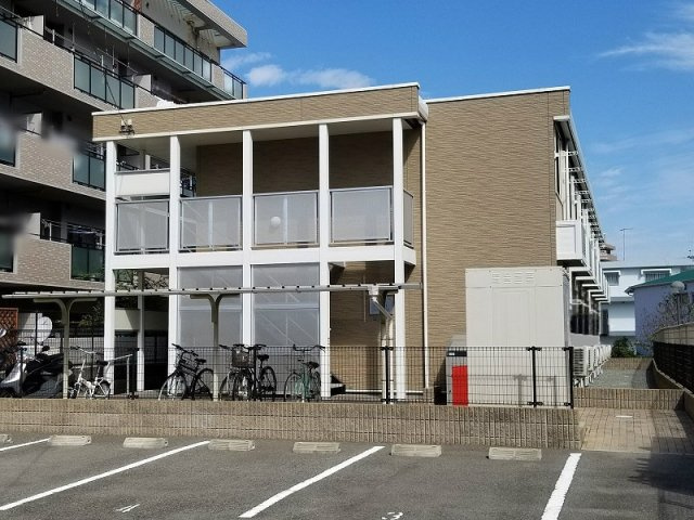 レオパレスイルクオーレの外観|外観もきれいです