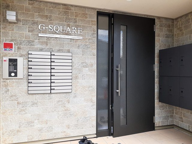 Ｇ－ＳＱＵＡＲＥのエントランス|ゆとりのあるエントランスです