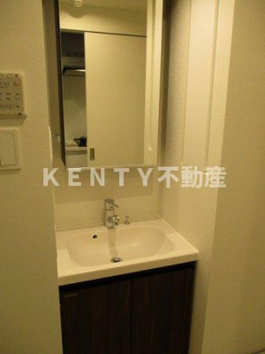 【洗面所】 | ルネサンスコート大森町 | コンパクトで使いやすい洗面所