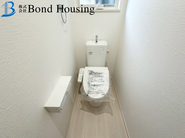 南東角地につき日当たり良好　第9南多聞台1丁目　新築限定1棟のトイレ