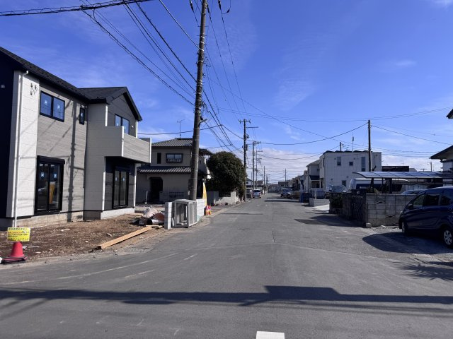 松戸市栄町西1期の前面道路含む現地写真|南側前面道路・幅員約7.8ｍ