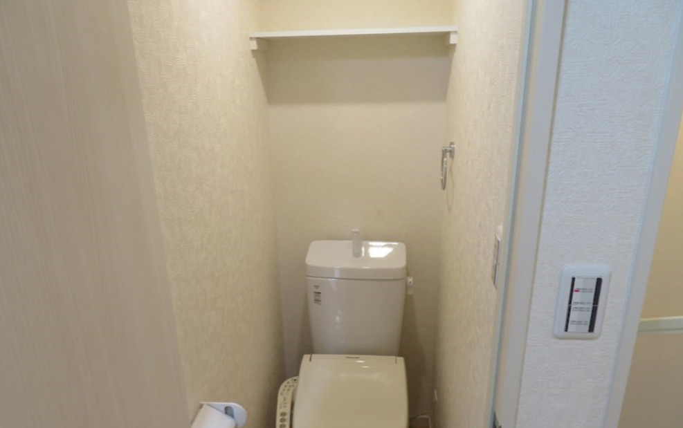 ソフィアツリー(家具付き)のトイレ|敷金礼金ゼロ☆初期安☆家具家電付き☆