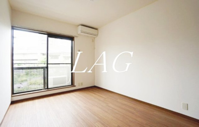 【居間・リビング】 | ユーストリート | 洋室のお部屋です。