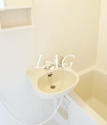 【洗面所】 | ユーストリート | 洗面台です。