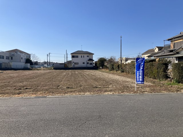 敷地面積７６坪　売地　越谷市平方⑤の外観|大きな公園が近く、日当たり良好な閑静な地域です♪
現地（2026年2月）撮影