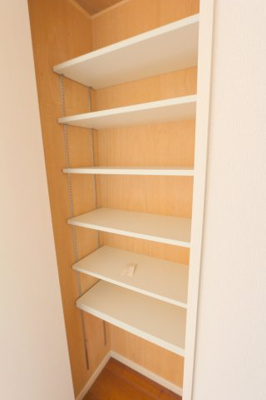 【収納】 | ノーブルタウン豊中 | ※同タイプの写真となり、実際のお部屋とは異なる場合があります