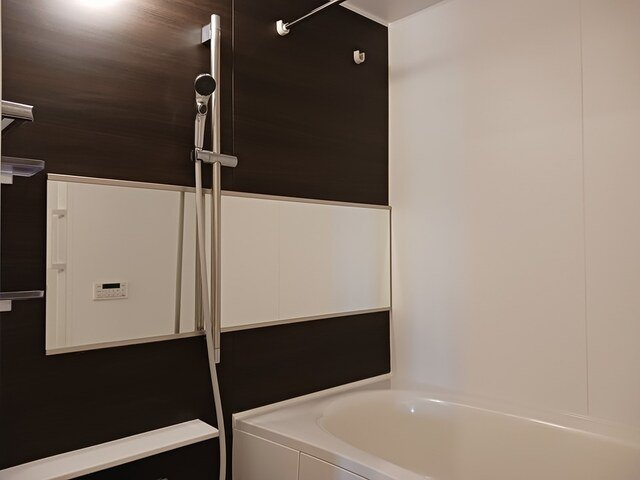 アマービレⅠの浴室|落ち着いた空間のお風呂です