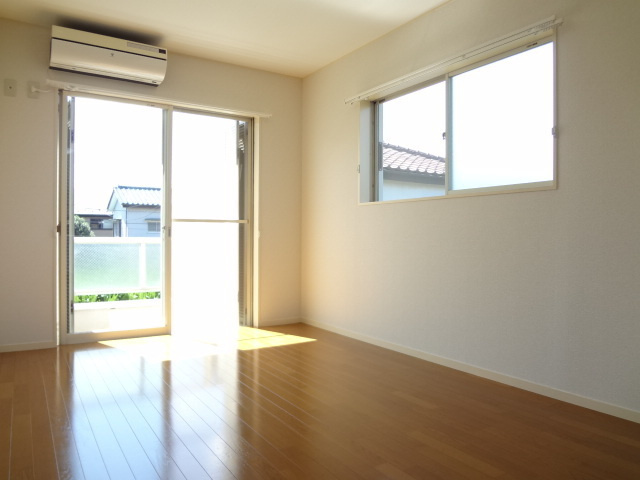 グレースヒルの居間・リビング|居室3