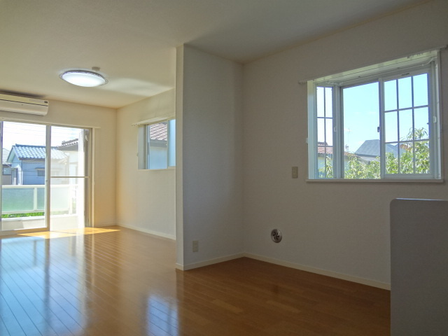 グレースヒルの居間・リビング|居室1