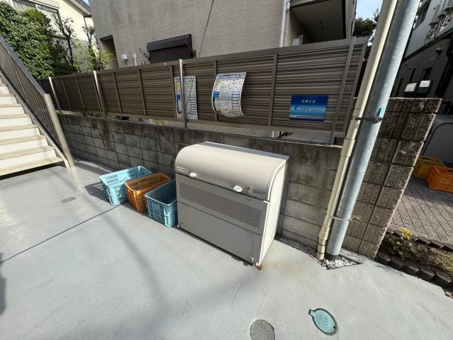 狛江市元和泉１丁目のアパートのその他共用部分