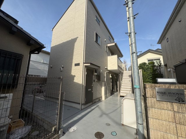 狛江市元和泉１丁目のアパート