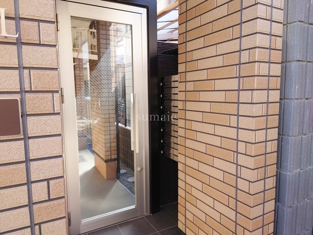 グランクオール赤羽のエントランス|こちらが入口です☆