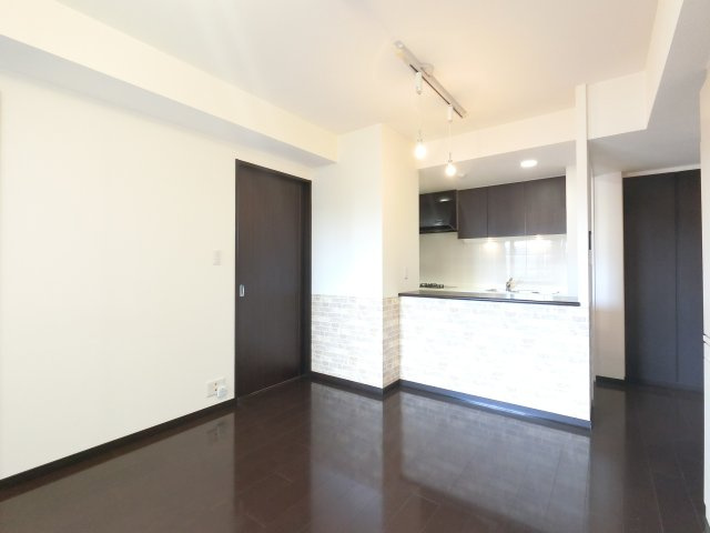 ルネライラタワー船橋の居間・リビング