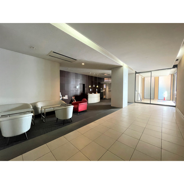 ルネライラタワー船橋のロビー