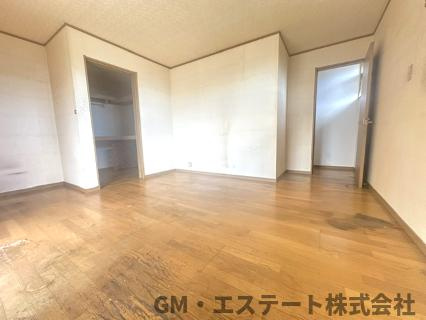 宮崎市波島2丁目　中古住宅の洋室