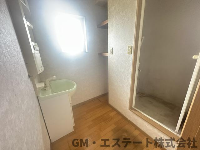 宮崎市波島2丁目　中古住宅のその他|2階シャワールーム、脱衣所