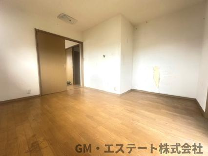 宮崎市波島2丁目　中古住宅の洋室
