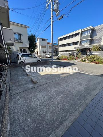 エル・セレーノ南武庫之荘の駐車場|駐車場です