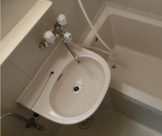 モンテローザ中野の洗面所