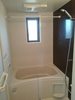 【浴室】 | Ｇｒｉｍｍ・ｈｉｌｌ　Ｂ | お風呂です