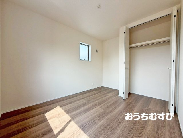 尾張旭市東印場町(全5棟)の洋室