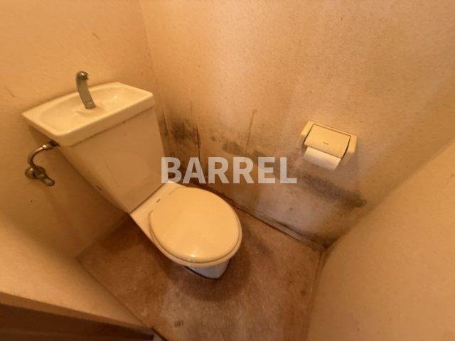 メゾンカッサ庄内のトイレ