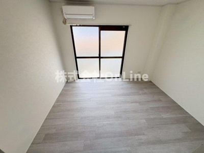 【洋室】 | グランソシエ緑橋