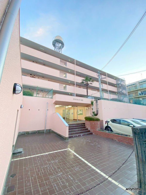 テラジハイツ　仲介手数料無料の外観