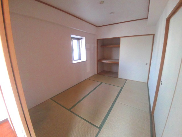 グランドシャリオの和室