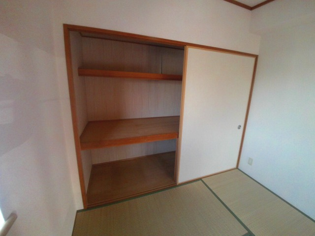 グランドシャリオの収納