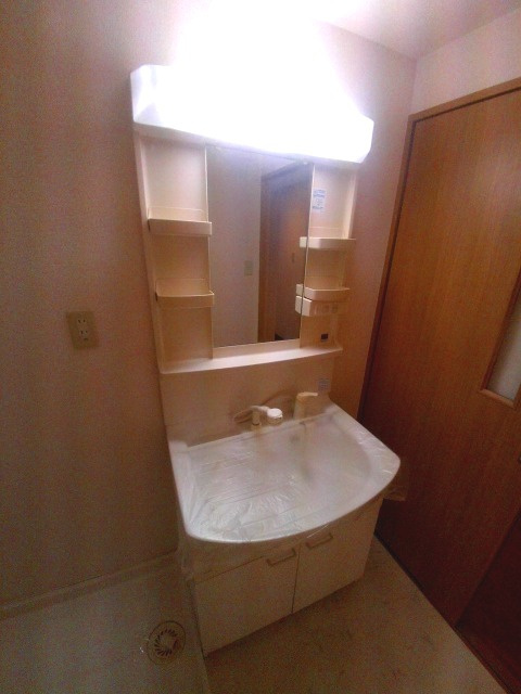 グランドシャリオの洗面所