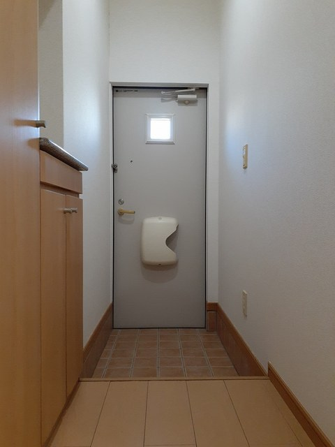 ノイソレイユの玄関