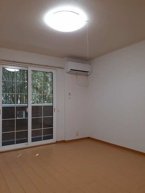 ノイソレイユの居間・リビング