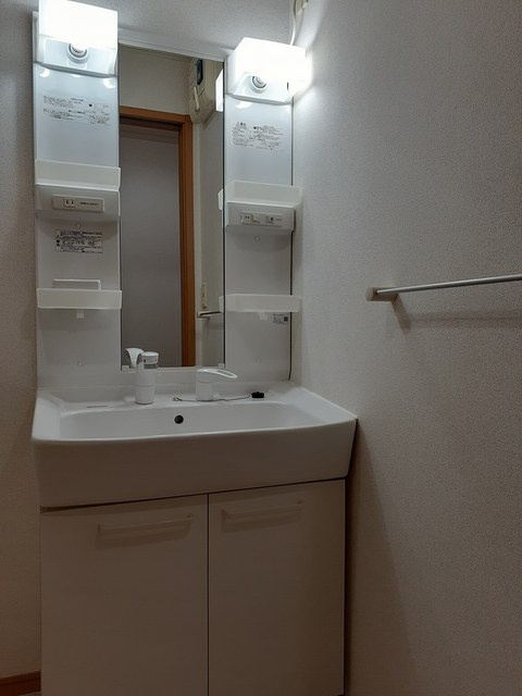 ノイソレイユの洗面所