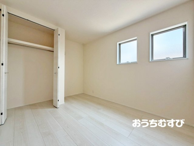 尾張旭市東印場町(全5棟)の洋室