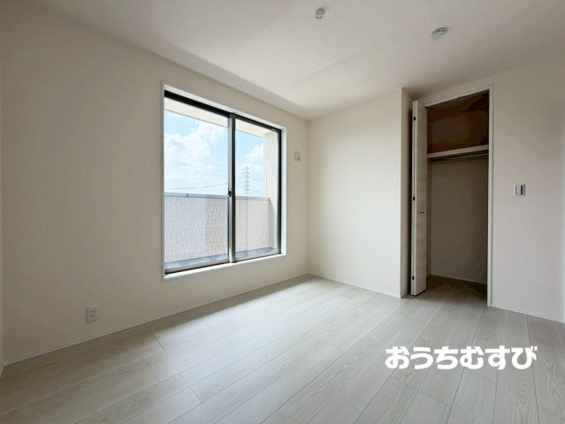 尾張旭市東印場町(全5棟)の洋室