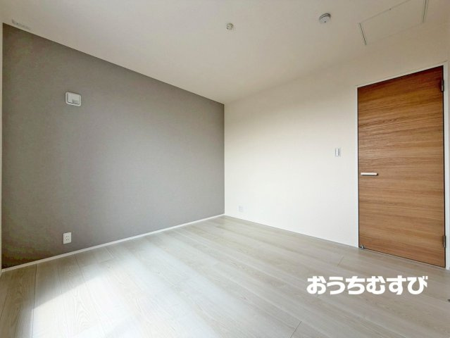 尾張旭市東印場町(全5棟)の洋室