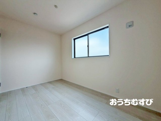 尾張旭市東印場町(全5棟)の洋室