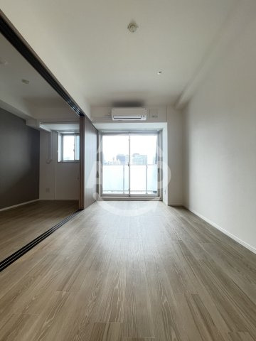 アヴェニール中崎　扇町小学校区の居間・リビング|アヴェニール中崎　リビング