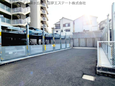 【駐車場】 | サンシティ泉ヶ丘