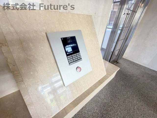 ウッドパーク吉川きよみ野　C棟の防犯設備|オートロックでセキュリティーもバッチリ！