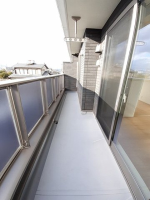 【バルコニー】 | サザン・スターＢ | 暖かな日差しのふりそそぐバルコニー