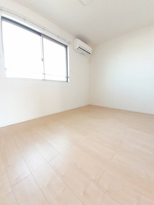 【内装】 | サザン・スターＢ | 内装は落ち着いています