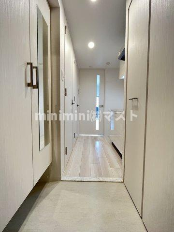 エスリードレジデンス大阪難波の玄関