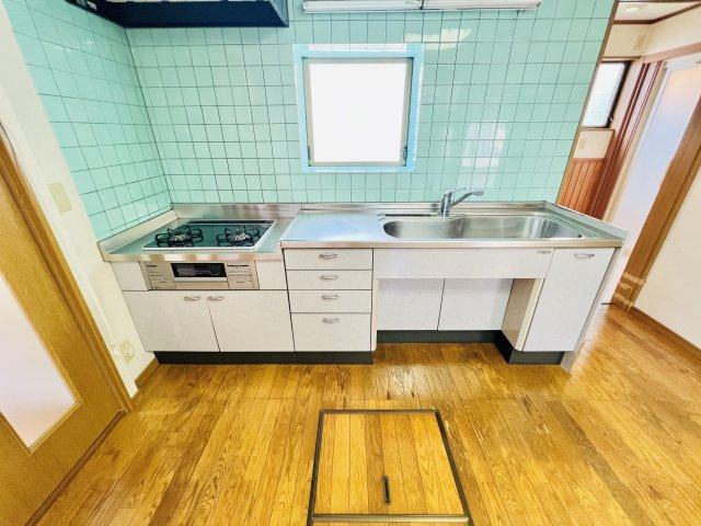 高崎市四ツ屋のキッチン|作業スペースも広くお料理も快適に♪