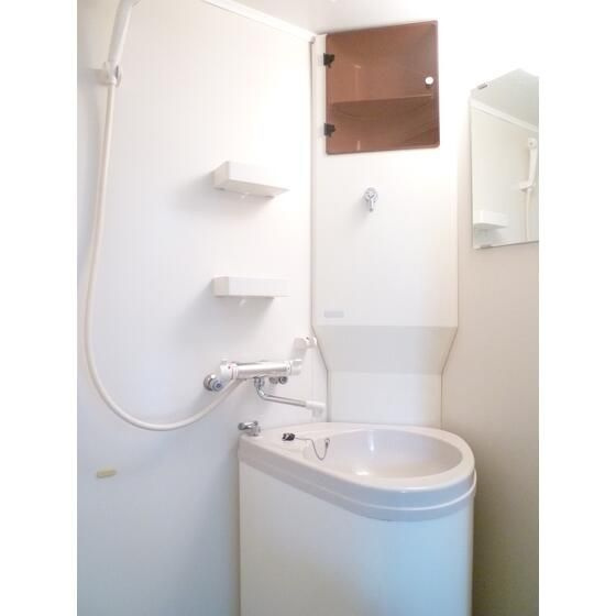 柳橋ビルのシャワールーム